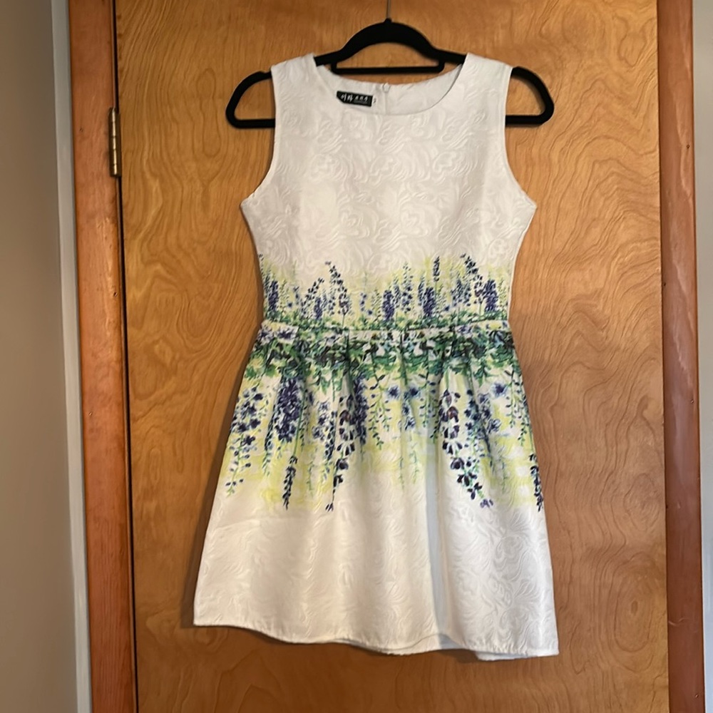 Dress, Sleeveless, White, Floral
